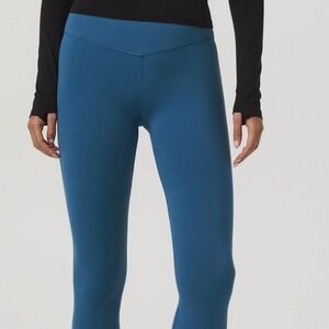 Vuori XL NWOT Leggings $120 Retail!!